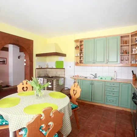 Habitación en casa particular Oleksandra Protsenko 